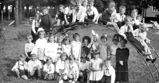 Przedszkole nr 1 w Ostrzeszowie przy ulicy Kościuszki 2. Rok 1967. Ze